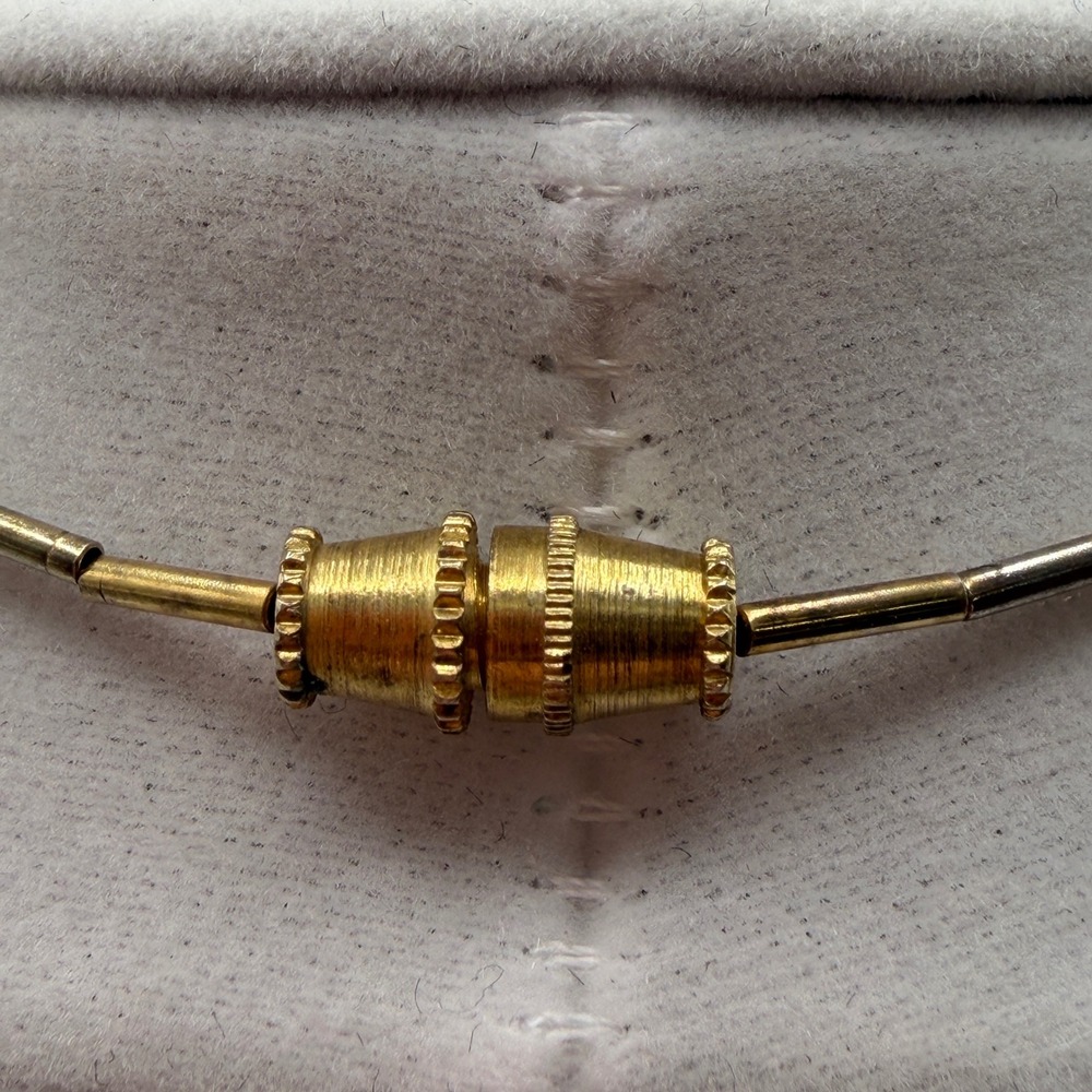 Vintage Gold Tone Brass? Metal Necklace Burgundy Striped Glass Bead Statement - Picture 7 of 8